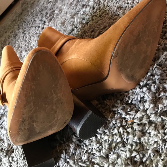 Banana Republic booties - Picture 5 of 5